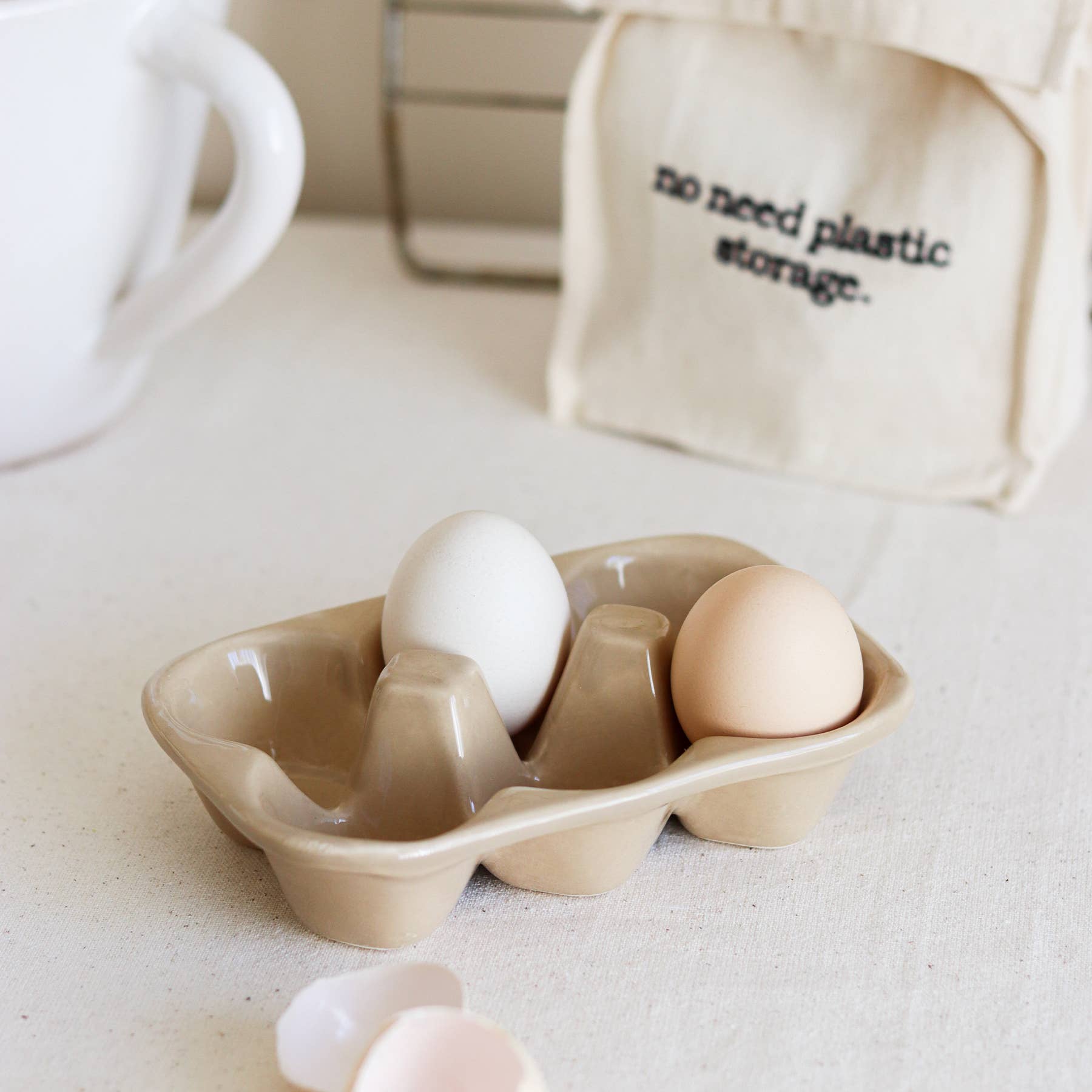 Ceramic Egg Holder - Cloth + Cabin