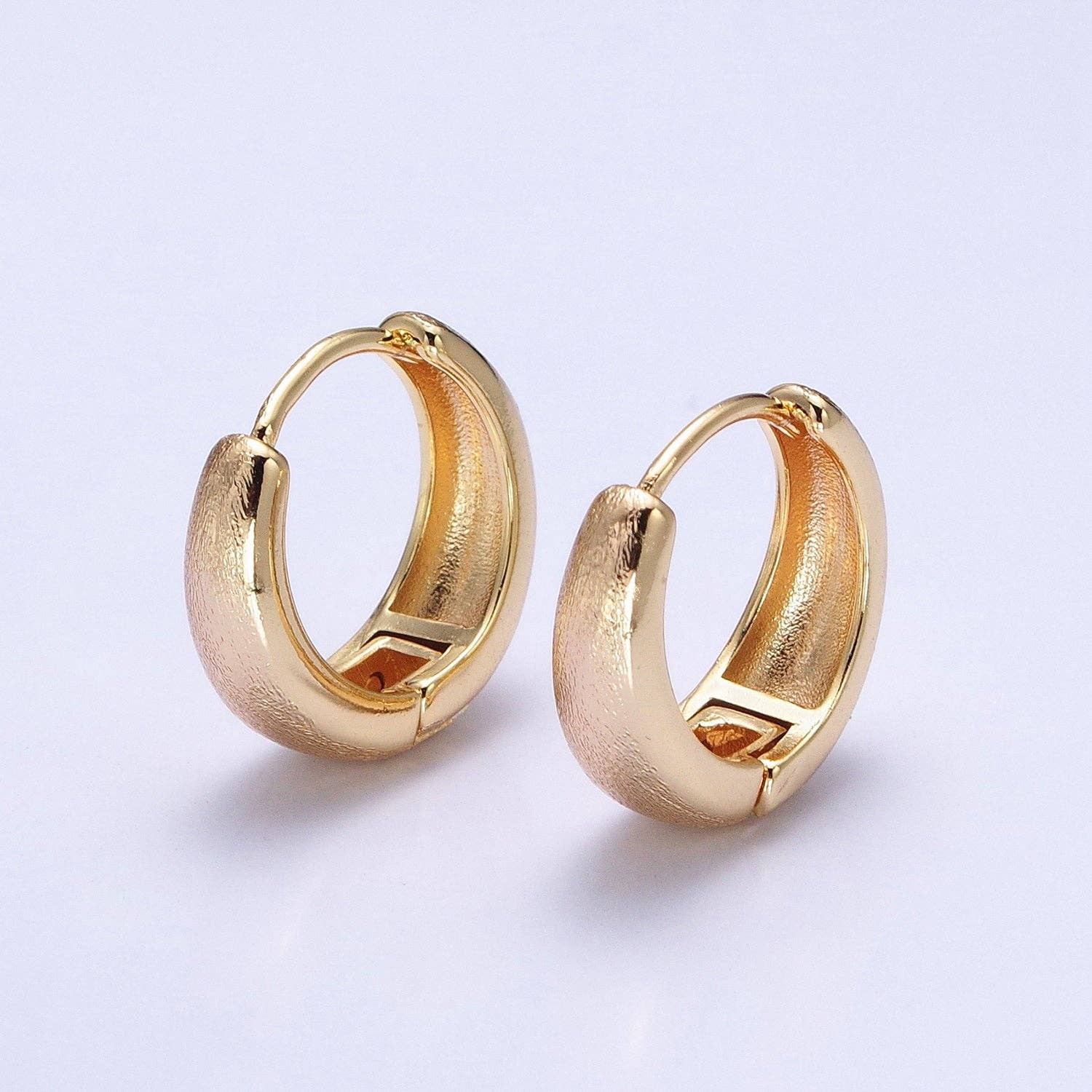 Dainty Huggie Earring - Cloth + Cabin