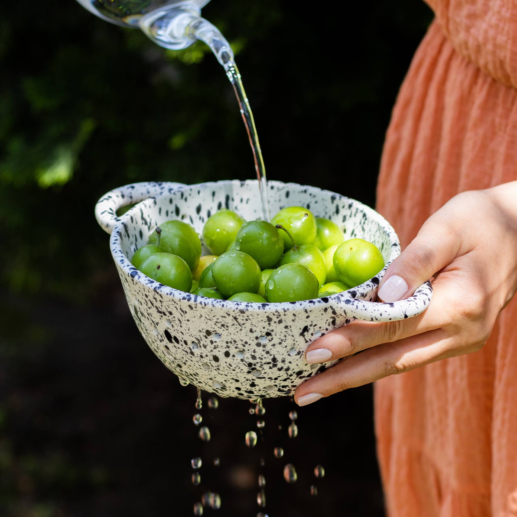 Handmade Ceramic Colander - Cloth + Cabin
