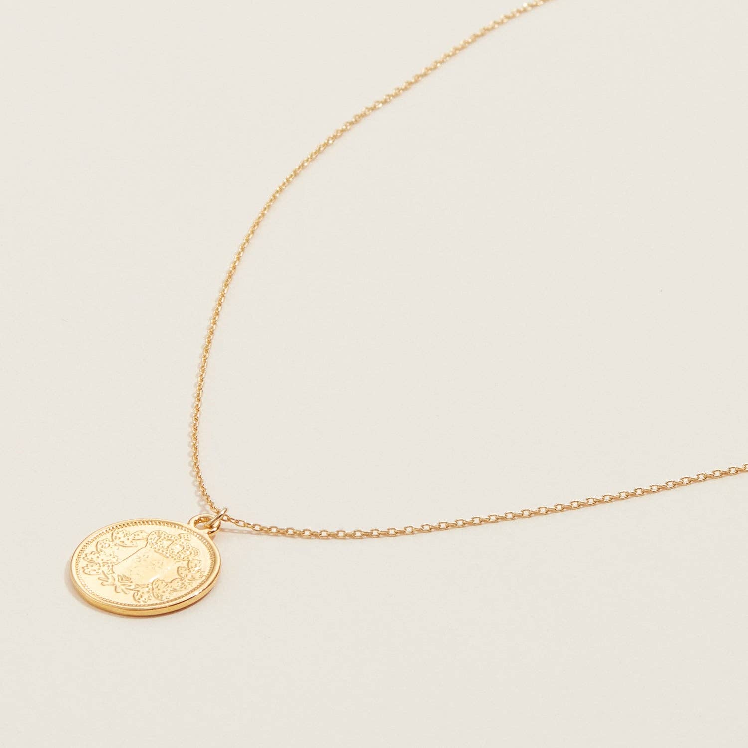 Gold Chain Coin Pendant Necklace